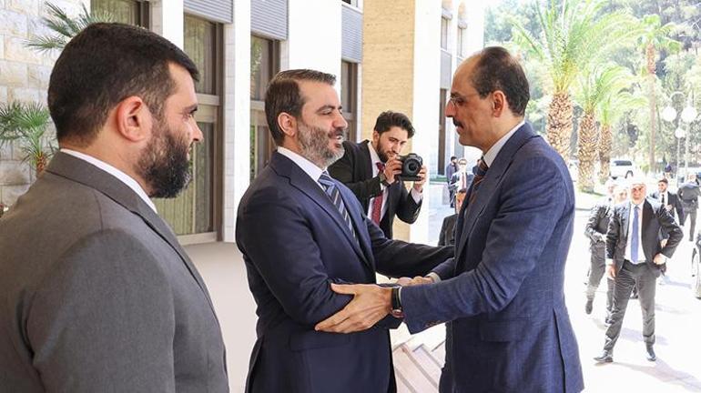 MİT Başkanı Kalın, Suriye Cumhurbaşkanı Ahmed Şara ile bir araya geldi