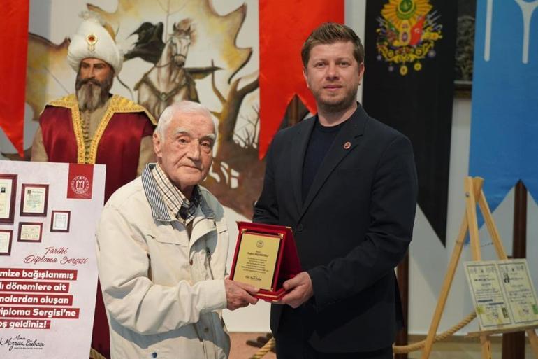 Bilecikin yüzlerce yıllık kent hafızası bir arada 105 yıllık diplomayı görenler gözlerine inanamadı