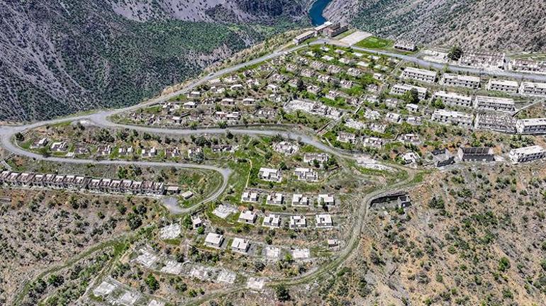 Diyarbakırın terk edilen İtalyan köyü geçmişin izlerini taşıyor Bir zamanlar burada İtalyanlar yaşıyordu