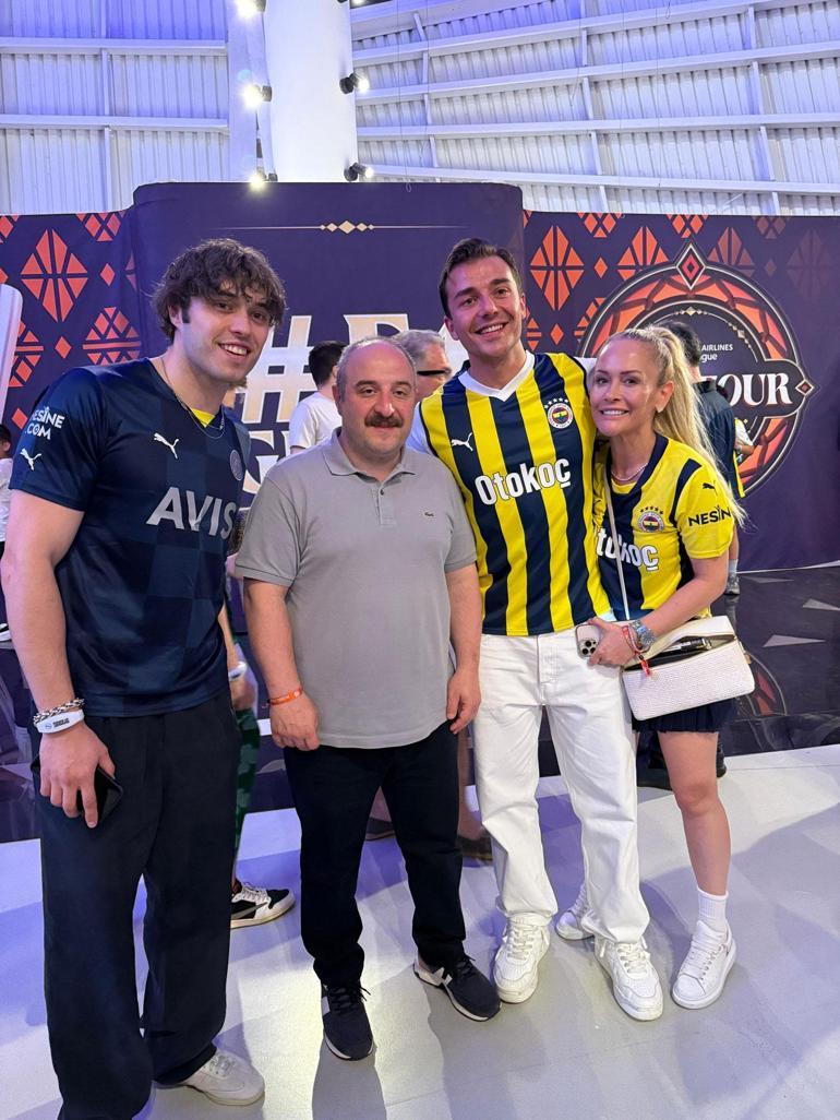 AK Parti Milletvekili Varank, Fenerbahçenin Final-Four yarı final maçını izledi