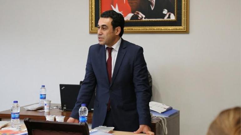 Türkiyenin en önemli üniversitesinde skandal ortaya çıktı Sahte belgelerle profesör ve dekan oldu; 10 yıl boyunca kimse fark etmedi
