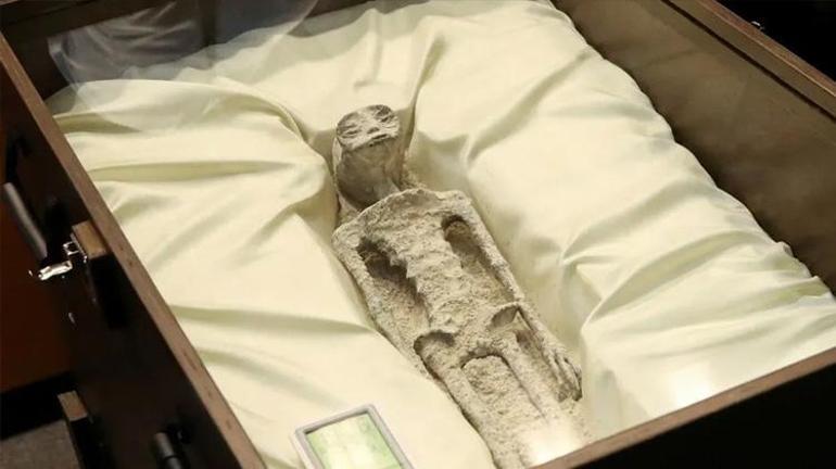 Perunun sırlarla dolu Nazca Çölünde başlayan yeni gizem 3 parmaklı uzaylılar bilim dünyasını böldü, parlamentoda gündem oldu