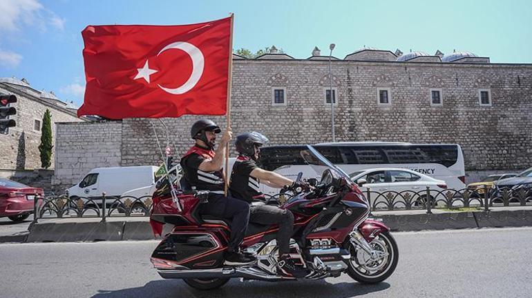 İstanbulun fethinin yıldönümü etkinlikleri kapsamında Fethin İzinden2 konvoyu yapıldı