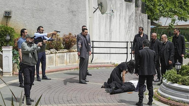 Reytingin raconu belli: Eşref Tek ‘Sana aşık olmamak çok zor’