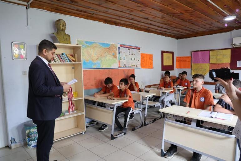 Öğretmenleri hayatlarını değiştirdi Adanalı 3 öğrenci Türkiye derecesi yaptı