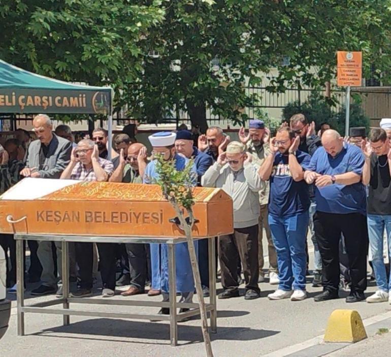 Hastanede karışan cenaze Edirnede toprağa verildi