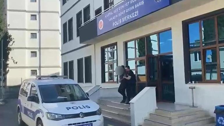 İETT otobüsünde taciz çığlığı Kapı açılmayınca şüpheli kendini tokatladı