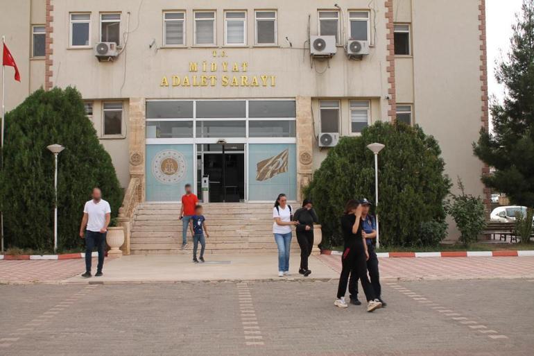 Mardinde girdikleri evden servet değerinde altın çalan kız kardeşler kontrole takıldı