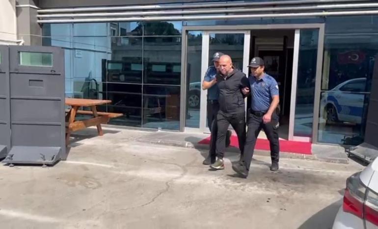 Marmaraydaki yumruk olayının öncesinde ne oldu Görgü tanığı gazeteci Fuat Kozluklu tek tek anlattı;  5-6 dakika söylendi, genç kızı ağlattı