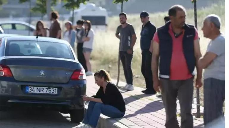 Sitede yangın paniği: 10 kişi hastanelik oldu