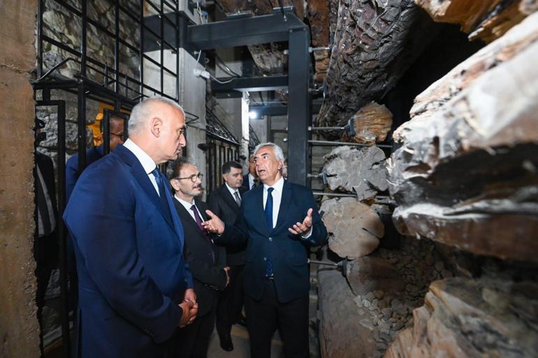 Gordionda büyük keşif: 47nci Tümülüs gün ışığına çıkarıldı Bakan Ersoy: Geleceğe Miras ile geçmişe ışık tutmaya devam edeceğiz