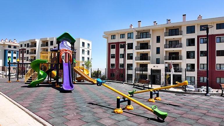 İndere’de çifte bayram Bakan Kurum: Dağları deldik, yepyeni bir şehir kurduk