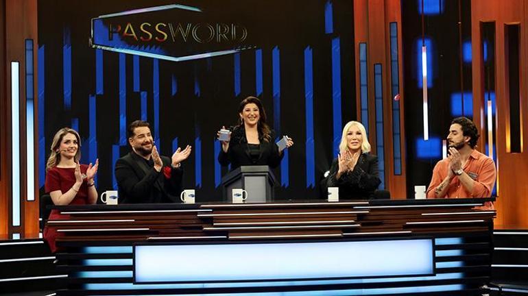 Password Seda Sayan’la sezona ‘Merhaba’ diyor