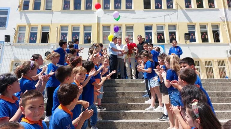 Samsunda 45 yıllık öğretmen için uğurlama töreni düzenlendi