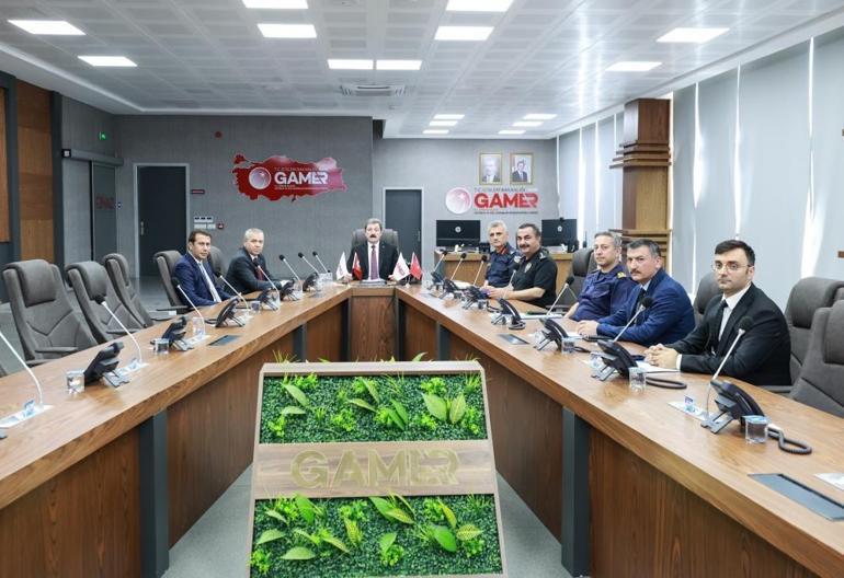 Samsun Valiliğinden boğulma riskine karşı tedbirler masada 18 bölgede yüzme yasağı