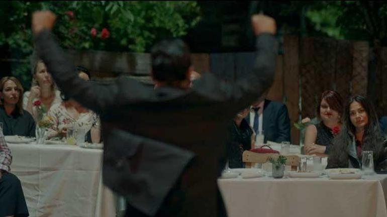 Zeybek denince Eşref Tek: Eşref aşka geldi