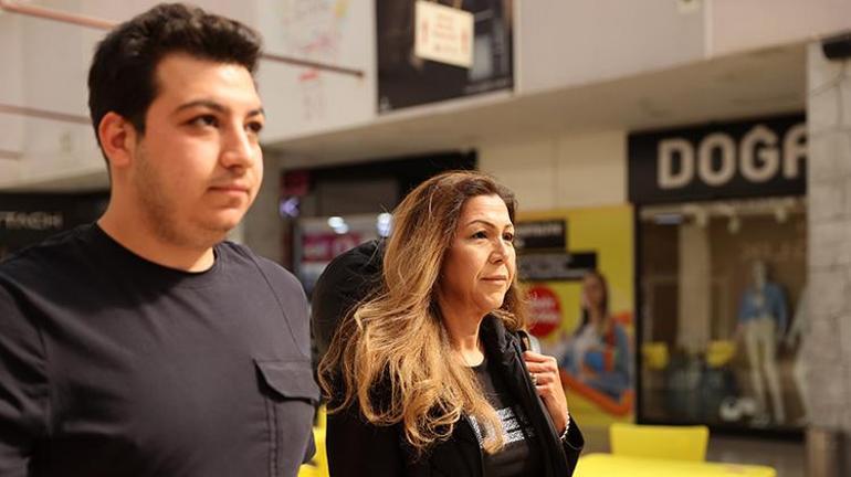 Evde anne dışarıda okul arkadaşı Konyada bir torun sahibi kadın, yıllarca ertelediği hayalini oğluyla beraber gerçekleştiriyor