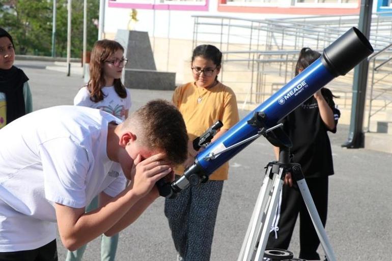 NASA bile şaşırdı Yozgatlı öğrenciler 10 gök cismi keşfetti, onay kodu verildi