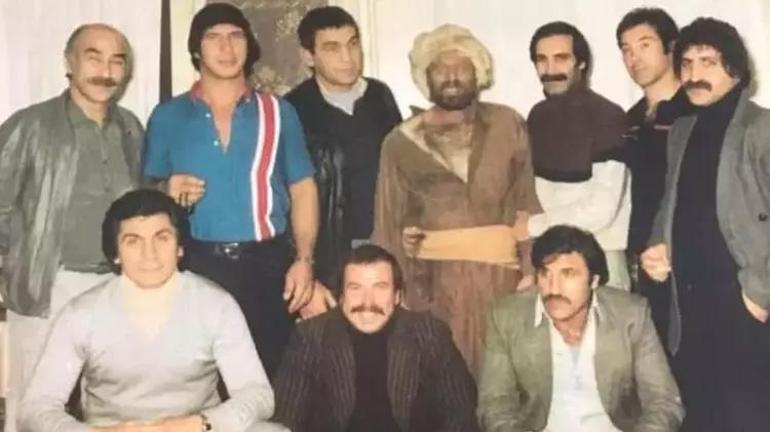 Yeşilçamın emektarı Mehmet Uğur zor günlerden geçiyor Murat Arkın: Abimiz bazı rahatsızlıklarla boğuşuyor