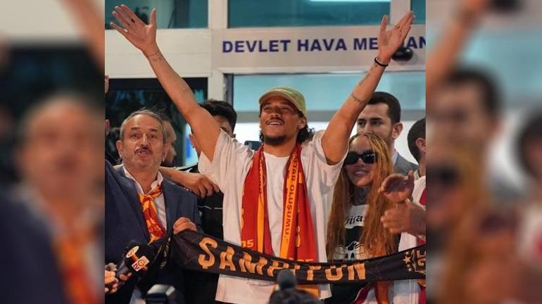İstanbula sevgilisiyle geldi: Galatasarayın yeni transferi Sanein sevgilisi bakın kim çıktı