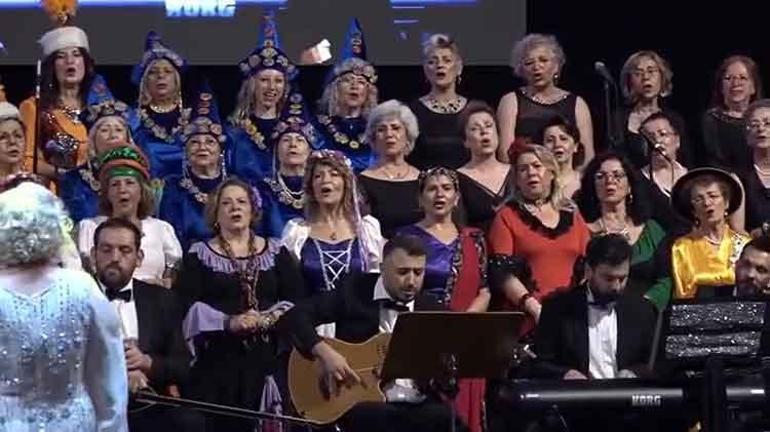 Hiç eğitim almadılar, 11 ülkede konser verdiler: Bursanın süper kadınlar korosu dünya sahnelerinde
