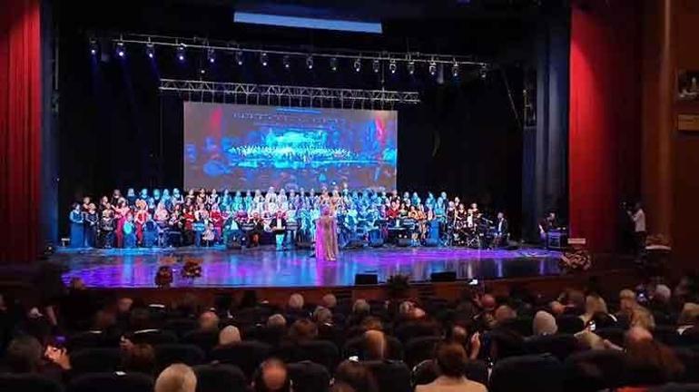 Hiç eğitim almadılar, 11 ülkede konser verdiler: Bursanın süper kadınlar korosu dünya sahnelerinde