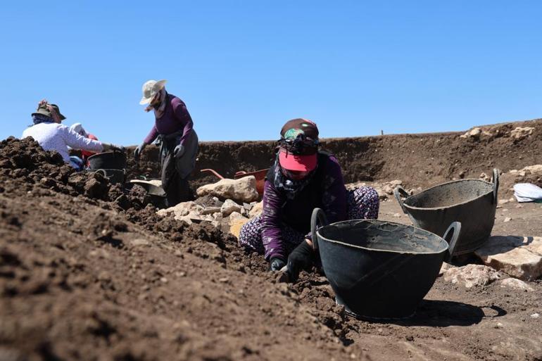 Dünya Diyarbakırdan öğrenecek İşçi kadınlar gizli hazineyi çıkardı, tarihi değiştirecek