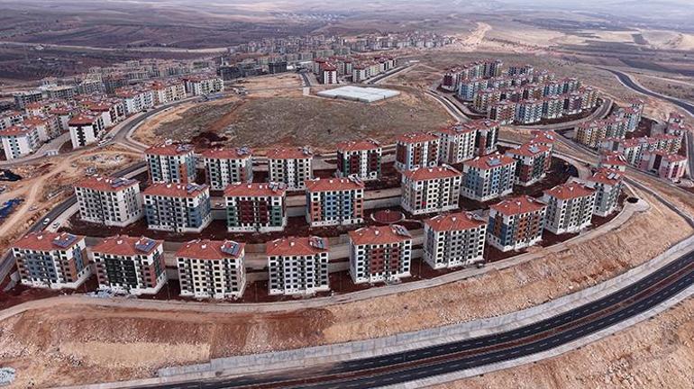 Kahramanmaraş’ta 250 bininci konut teslim edildi: Verdiğimiz bir sözü daha yerine getirmenin gururunu yaşıyoruz