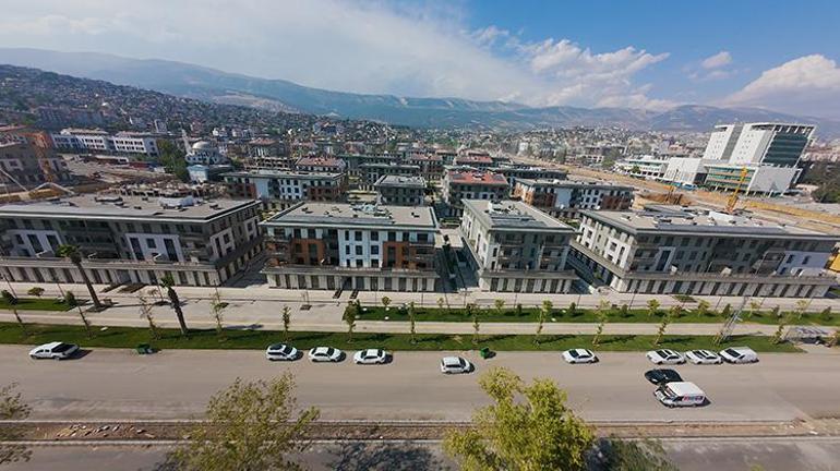 Kahramanmaraş’ta 250 bininci konut teslim edildi: Verdiğimiz bir sözü daha yerine getirmenin gururunu yaşıyoruz
