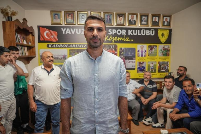 Milli futbolcu Zeki Çelik Bursada futbola başladığı takımı unutmadı