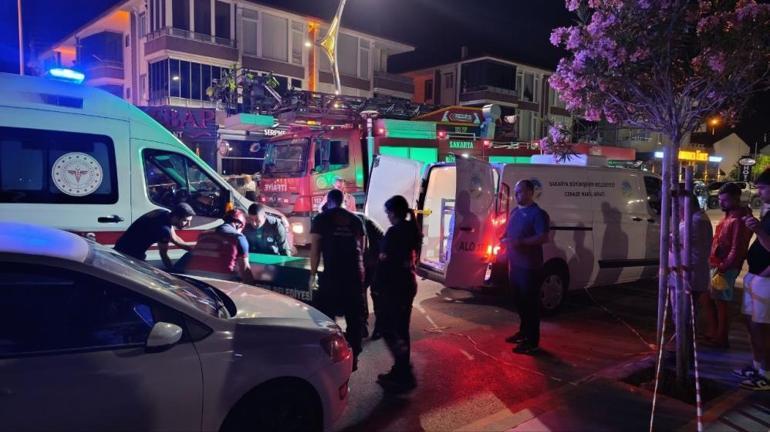 Sakaryada korkunç kaza: Çöp atmaya giderken aracın altında kalan kadın hayatını kaybetti O anlar kamerada