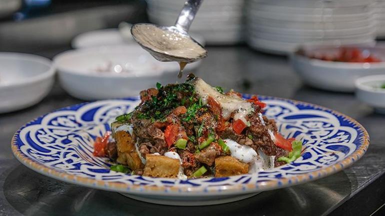 Kökeni saray mutfağına dayanıyor Bin yıllık lezzet mirası Konyada yeniden gün yüzüne çıktı: Konya Tiridi keşfedilmeyi bekliyor