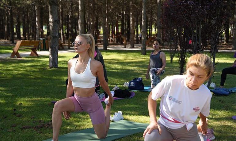 Eskişehirde spor zamanı: İsteyene yoga, isteyene zumba