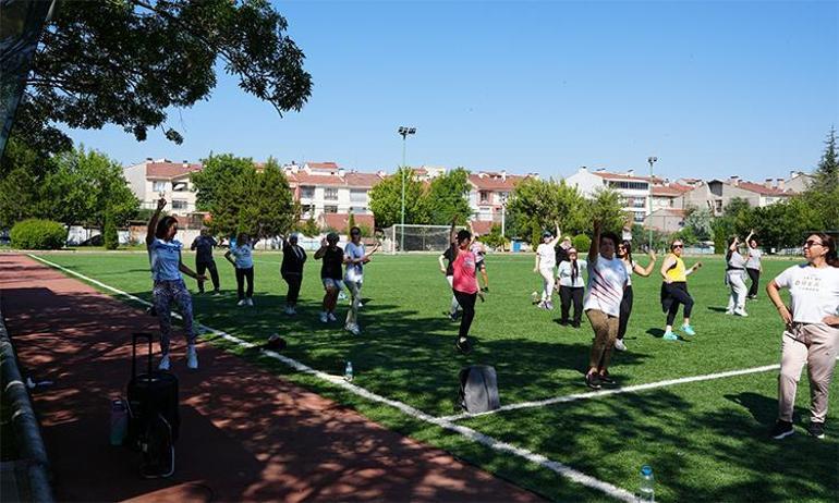 Eskişehirde spor zamanı: İsteyene yoga, isteyene zumba