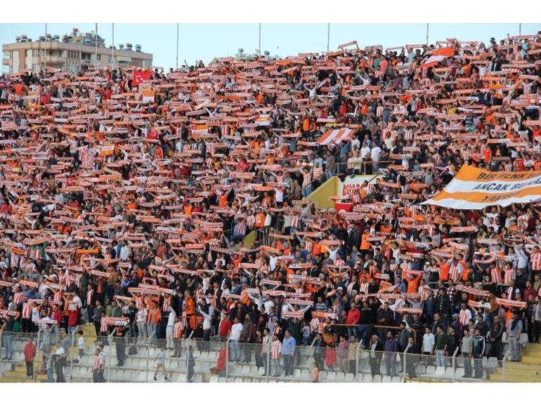 Adanaspor ve Adana Demirsporda deprem TFF açıkladı, kriz çıkartacak karar, sadece Adana 01 FK geçti