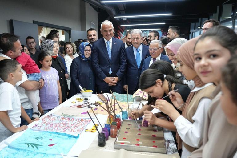 Bakan Ersoy’dan kültür ve bilgiye bir imza daha