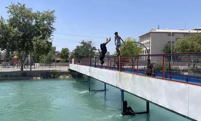 Adanada serinlemek cep yakıyor: Parası olana havuz olmayana kanal