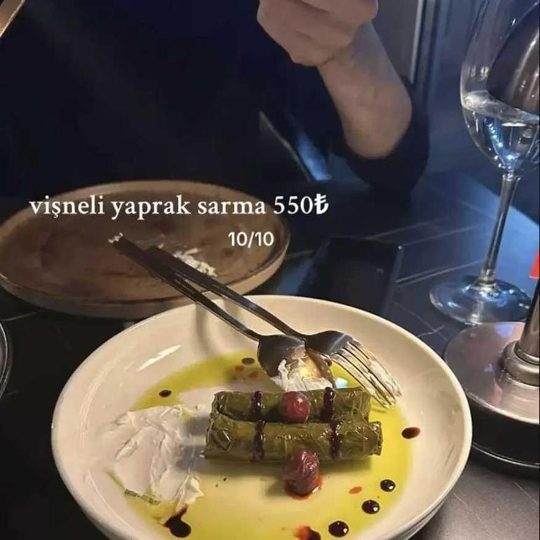 Konya mutfağının şanını Mehmet şef kurtardı: 2 tane yaprak sarması 550 liraya satıldı Yanında müze bileti versinler