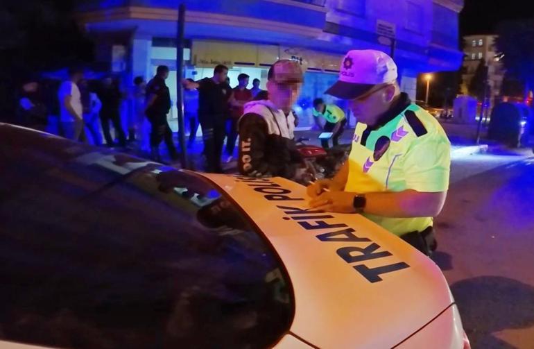 Ne polisi dinledi ne sağlık ekiplerini Yasal sınırın 16 kat üstünde alkollü çıktı, tek derdi motosikleti oldu