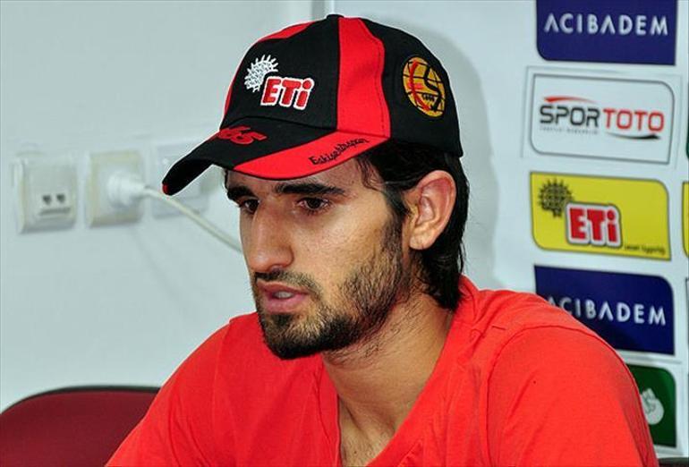 Alper Potuk evine Eskişehirspor yokuş yaptı, taraftar deliye döndü