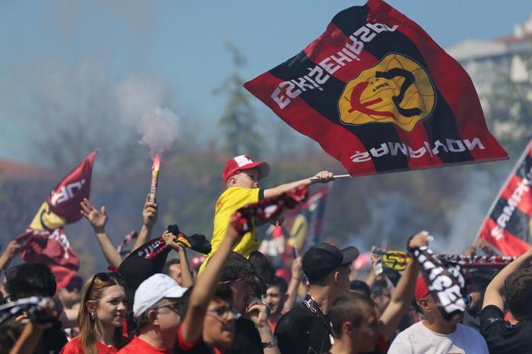 Eskişehirspor’da kadroya yeni ayar Eray Saygı kararını değiştirdi, kapı onlar için açılıyor