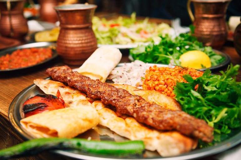 Adanalı neden sinirlenince kebap yer İşte kentin yemekle kurduğu ilginç bağ