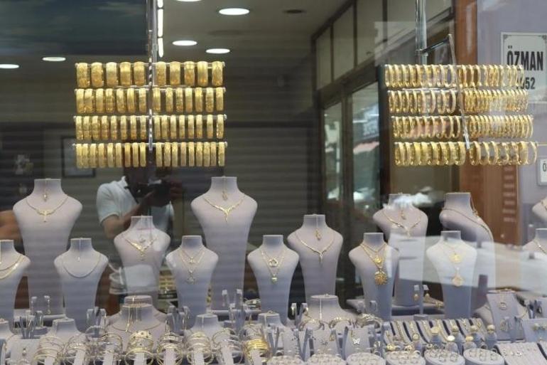 Samsunda kuyumculardan altın yorumu: Fırsat geldi Yıl sonu 4700 dolar olur