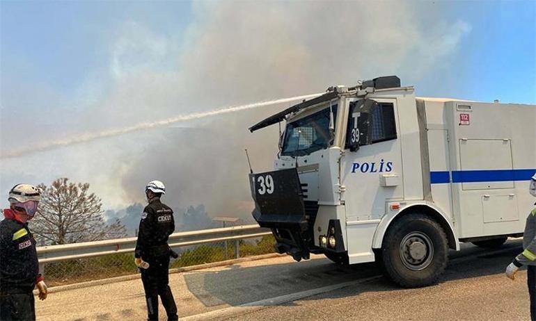 İzmirdeki orman yangını ikinci gününde Müdahale sürüyor
