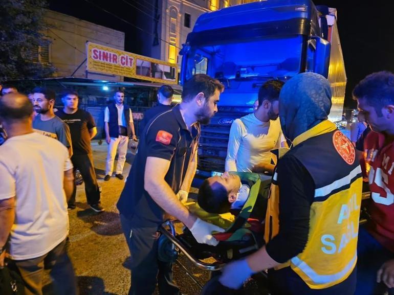 Bursada akıl almaz kaza Kafası tırın altına girdi, taktığı kaskı hayatını kurtardı