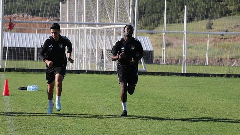 Van Sporun yeni transferi Aliou Traore: Taraftarlarımız sabırlı olsun