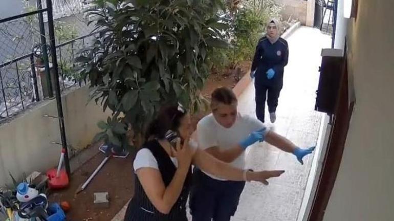 Adanada kargocu merdivenden düşen kadının hayatını kurtardı