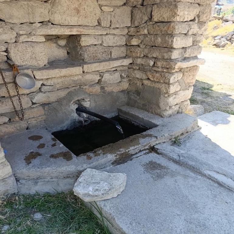 92 metrede bulundu: Konyada bir mahalle uzun yıllar sonra haberi aldı