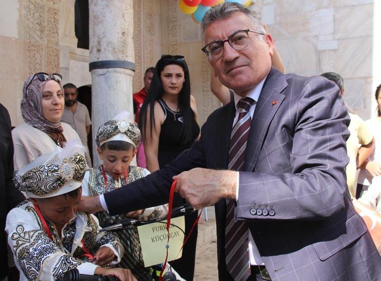 Sivasta eşsiz miras yaşatılıyor Hayır şartı gereği sünnet şöleni gerçekleştirildi