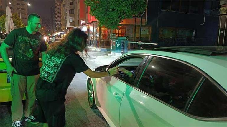 Adanada Ozzy Osbourne anısına lokma dağıtıldı: Heavy metalin sıfır noktası